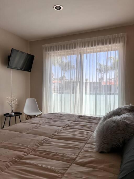 Holiday home Casa Bon Ubicada En Nueva Galicia Residencial, Es Propiedad Completa Al Sur De La Ciudad Que Te Ofrece Modernidad, Espacio, Tranquilidad, Cuenta Con 4 Recamaras 3 Banos Completos Y 2 Cajones De Estacionamiento Privados *